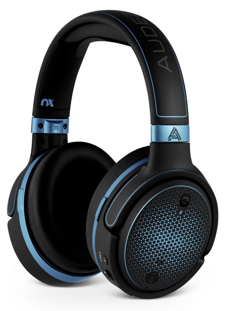 Audeze Mobius Gamescom 2018 3D Bluetooth Gaming Kopfhörer Gaming Headphone VR Headtracking Blau Seite