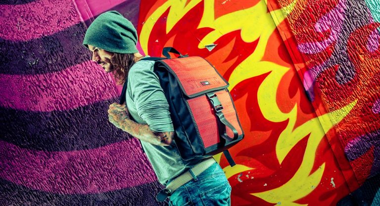 Gewinnspiel Rucksack Eric Feuerwear Gaming Laptop Tasche Titel